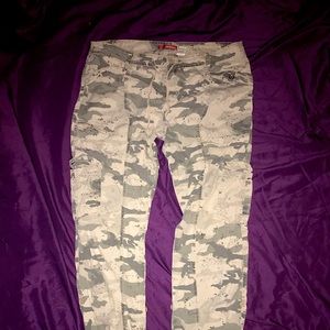Union Bay Cargo Pants